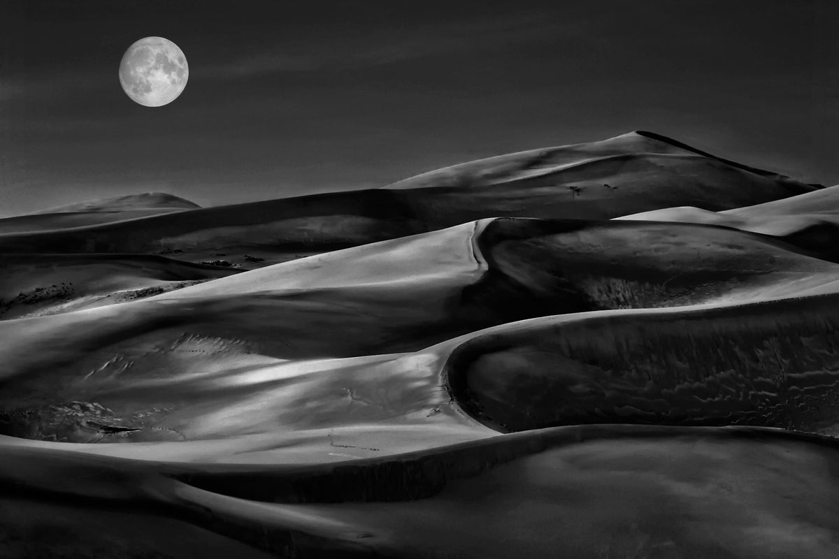 modern-3-piece-canvas-print-the-night-walked-down-the-sky