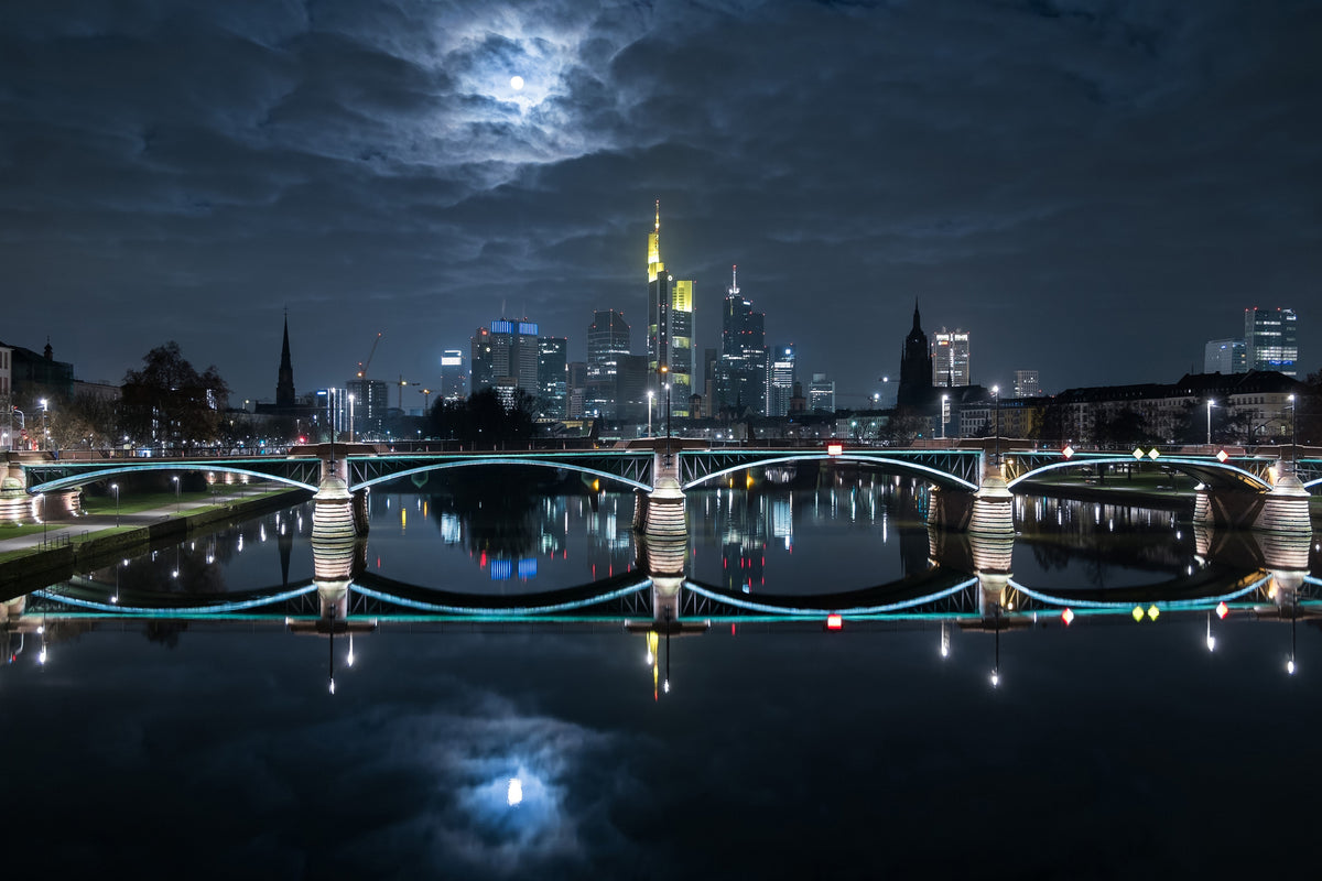 3-piece-aluminium-print-frankfurt-at-full-moon