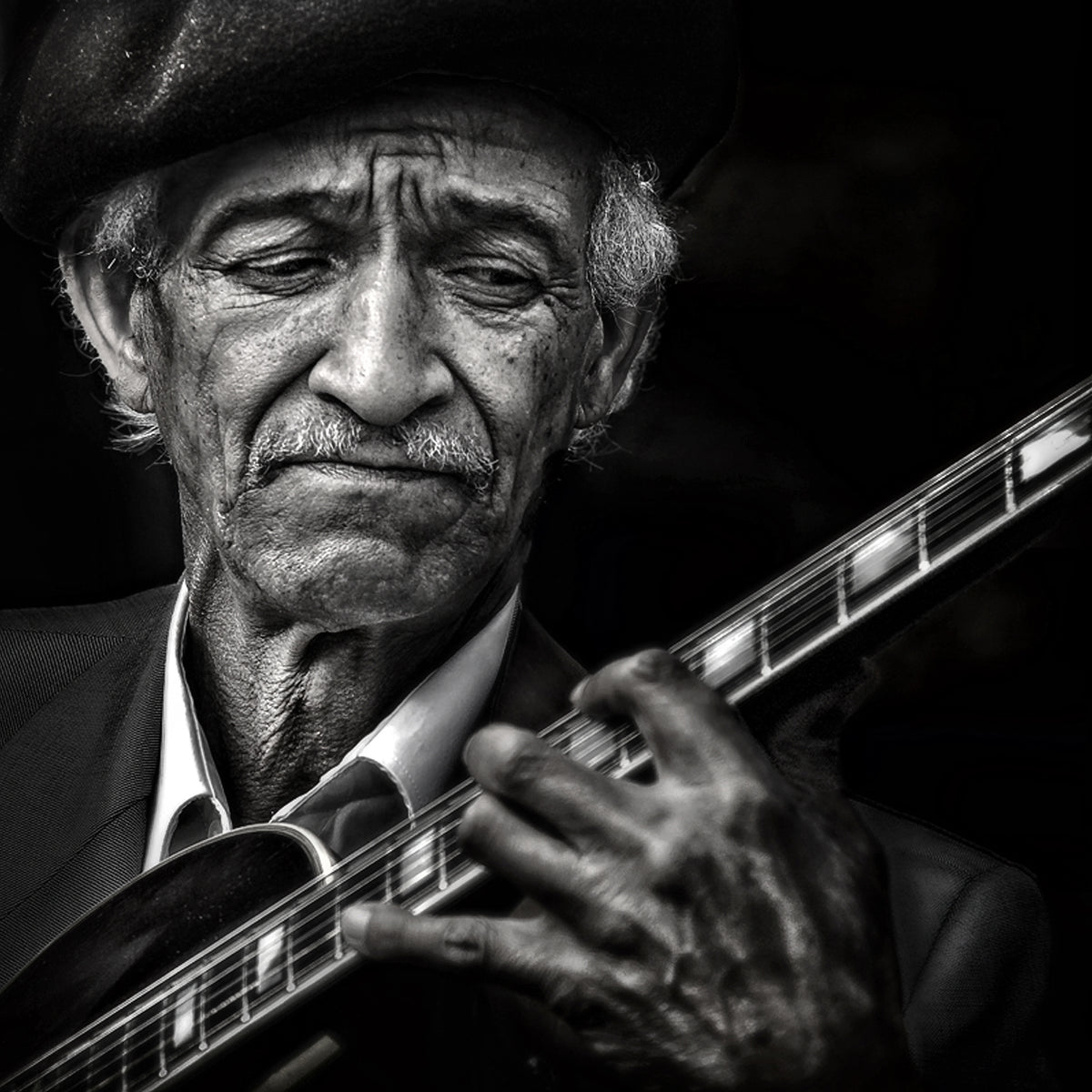 9-piece-canvas-print-the-guitarist