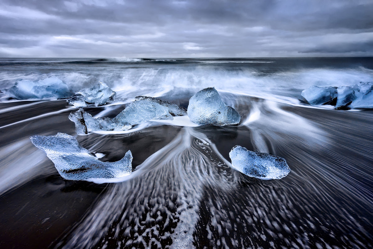 framedcanvas-print-blue-diamonds