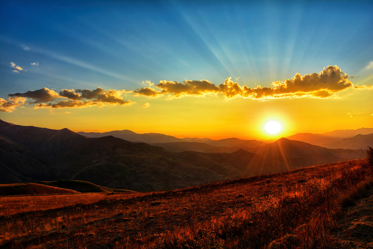 framedcanvas-print-sunset-in-the-world-of-mountains