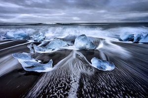 acrylic-print-blue-diamonds