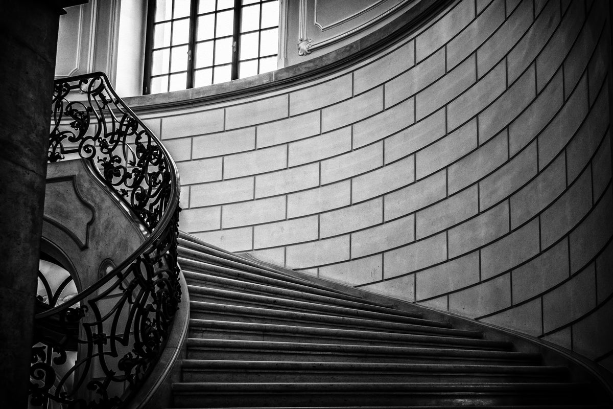 3-piece-aluminium-print-noble-stairs