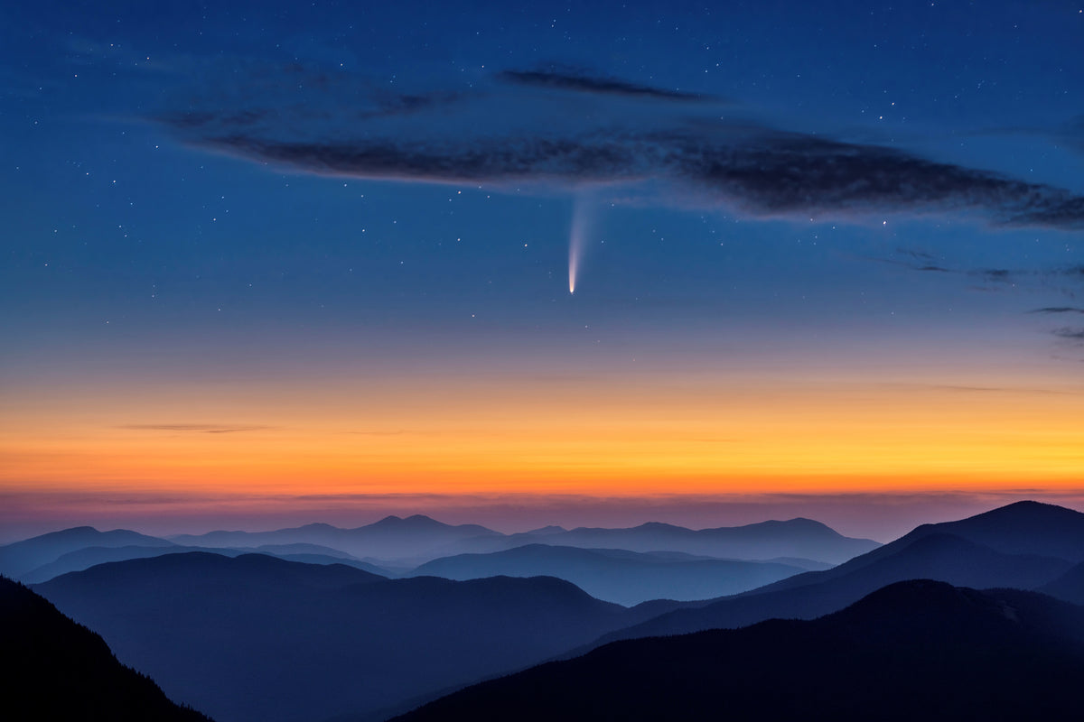 framedcanvas-print-comet-neowise-x