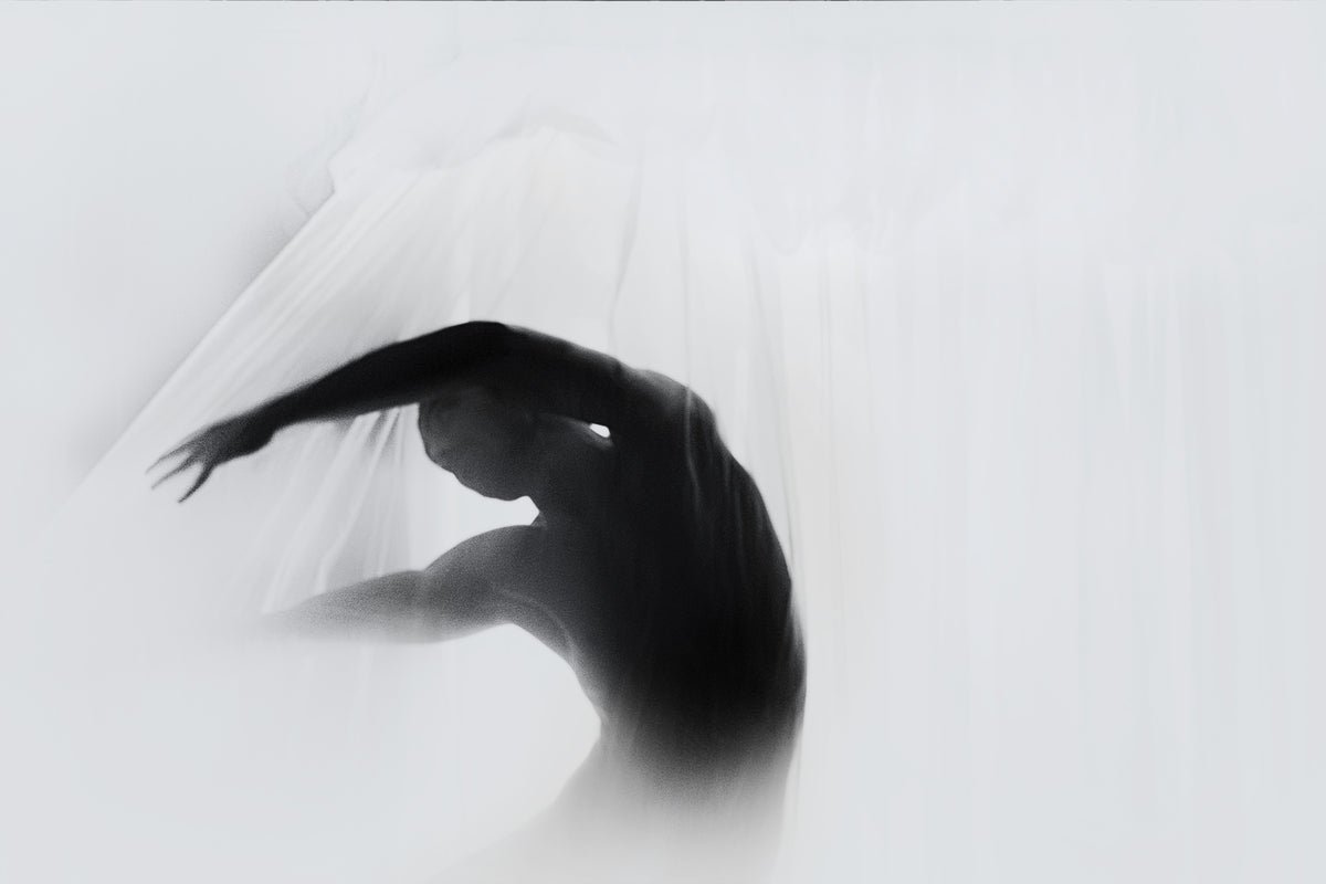 modern-3-piece-canvas-print-the-dance-of-silence