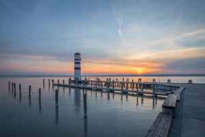 poster-print-lighthouse-in-the-sunset