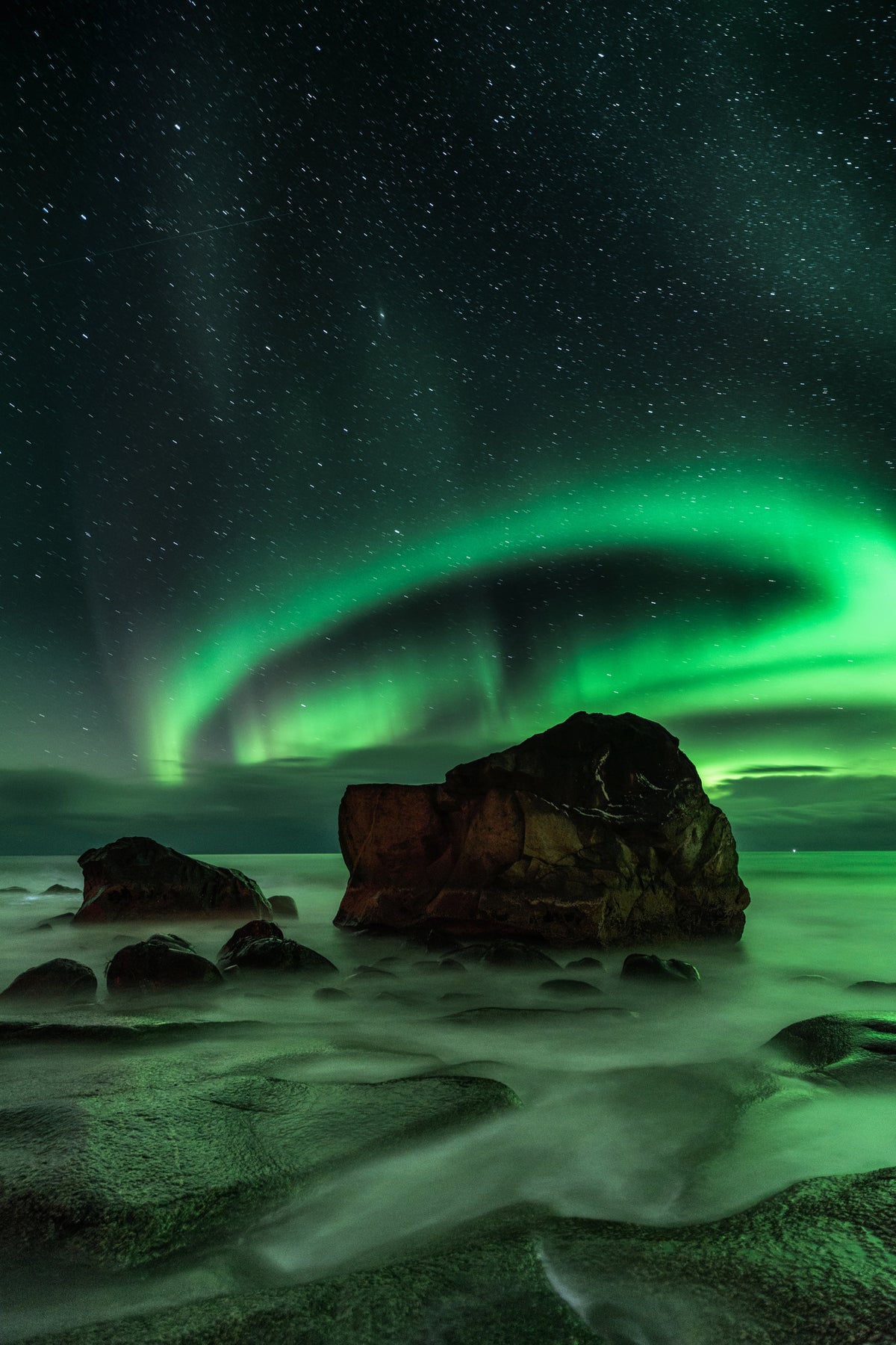 canvas-print-aurora-uttakleiv