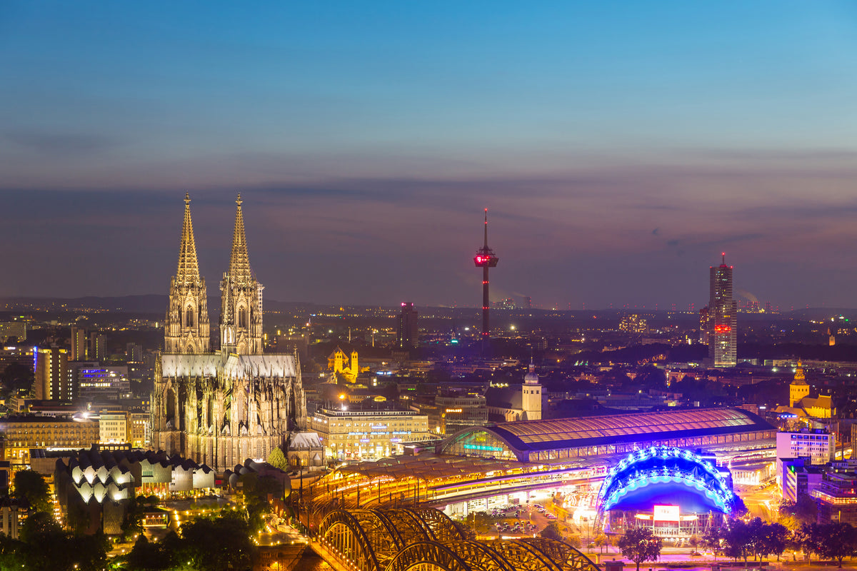 aluminium-print-skyline-cologne-cathedral-at-night