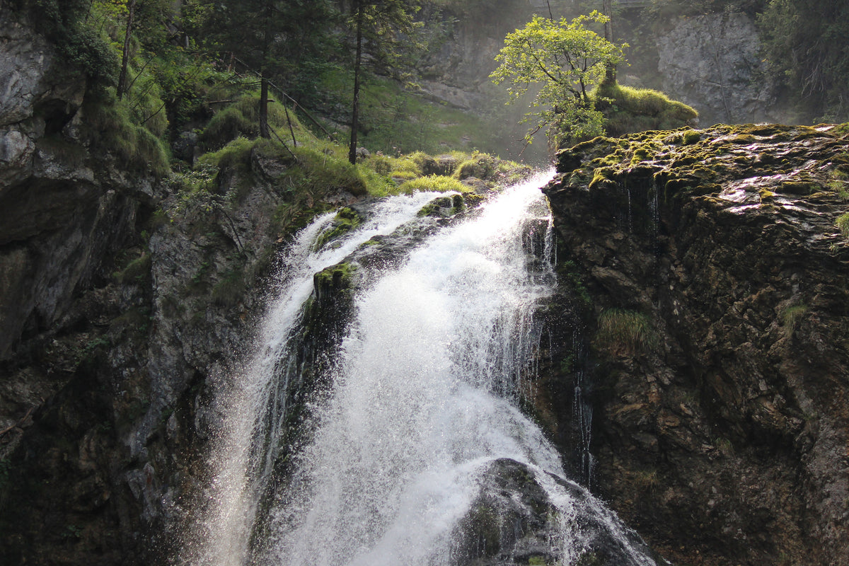 framedcanvas-print-the-gollinger-waterfall