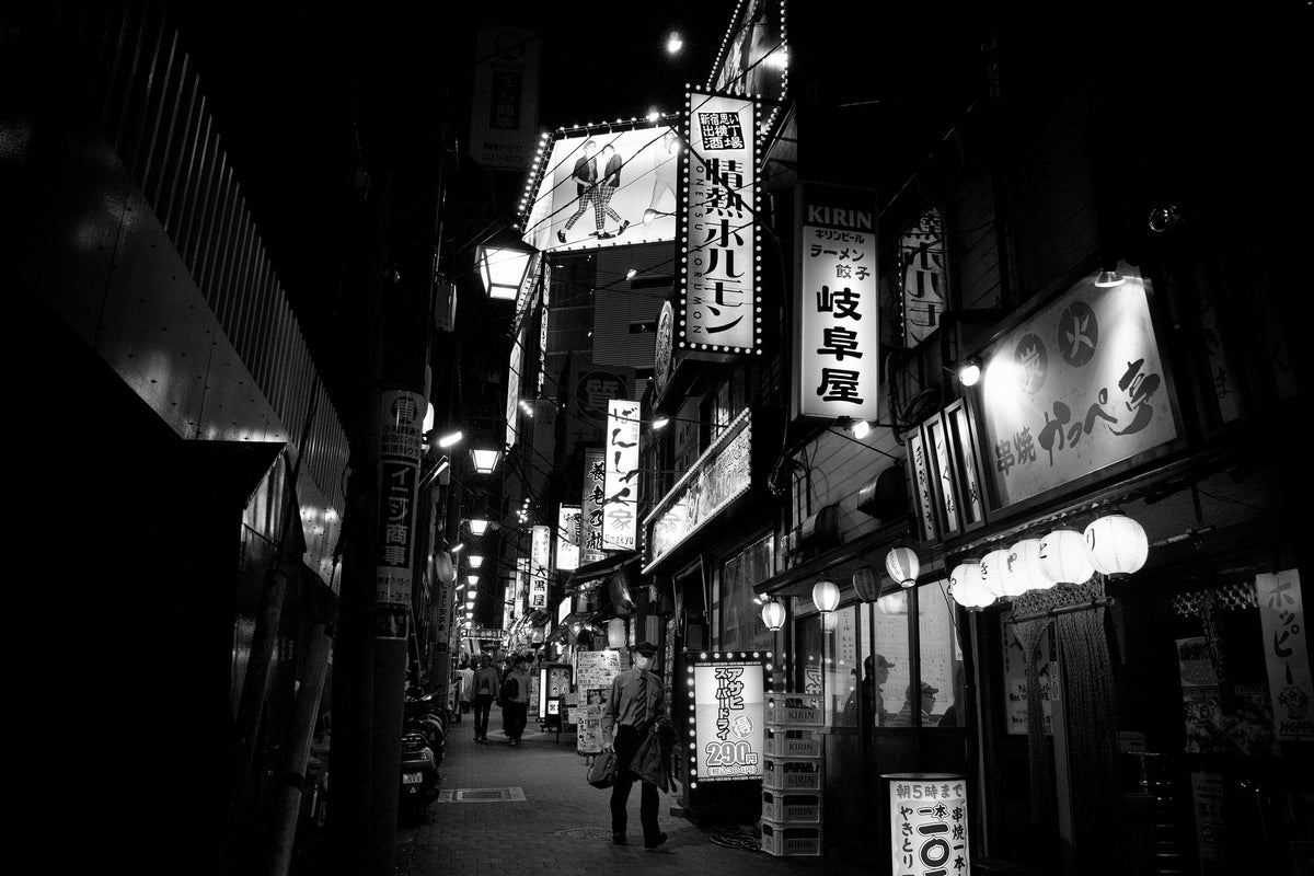 framedcanvas-print-street-of-the-world-tokyo-x