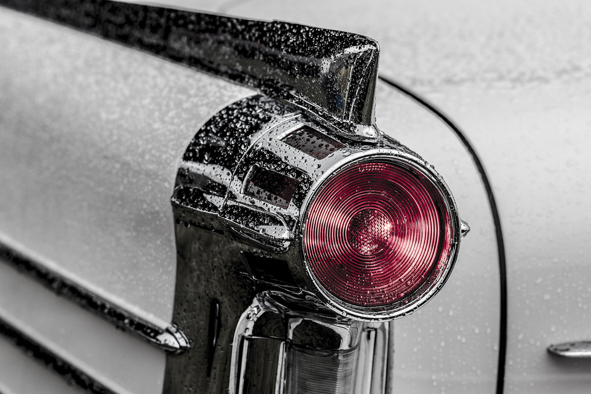 framedposter-print-oldtimer-tail-light