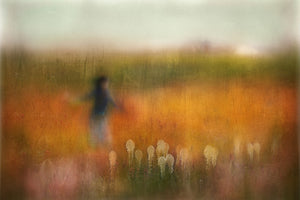 canvas-print-a-girl-and-bear-grass