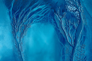 acrylic-print-touching