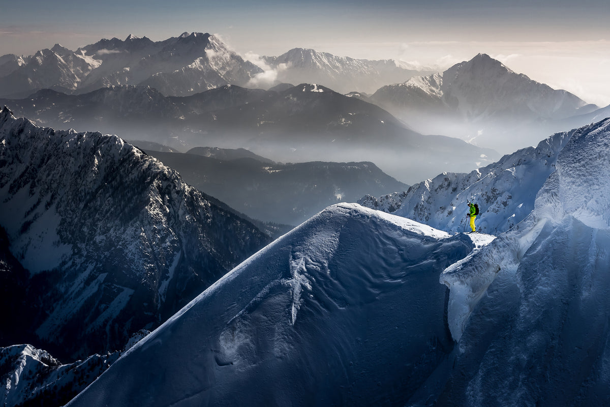 framedcanvas-print-silent-moments-before-descent-x