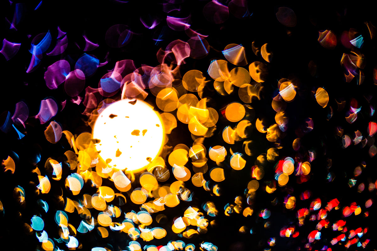 3-piece-aluminium-print-abstract-play-of-light-in-color